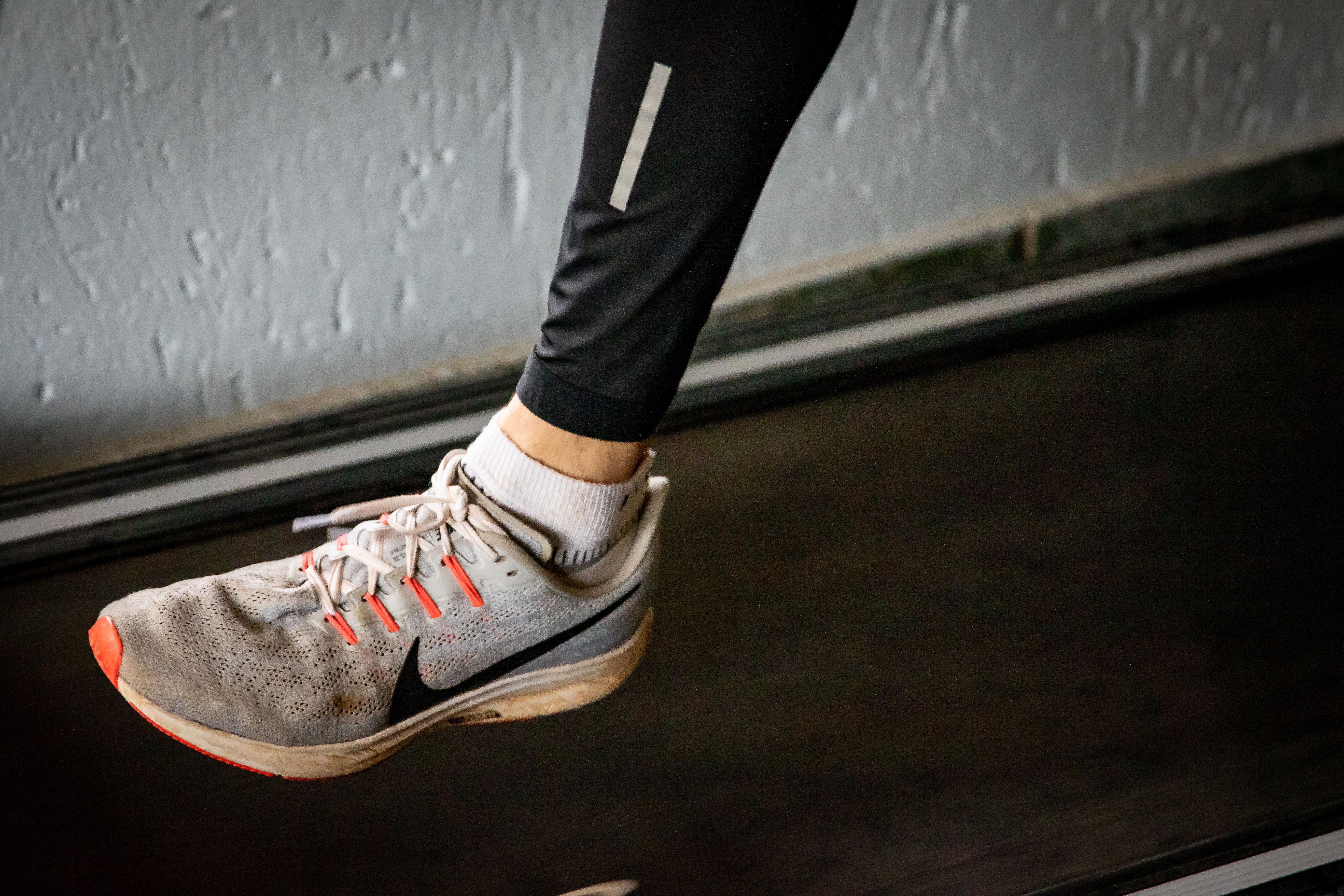 The 48-Hour Rule: Why Your Midsole Foam Needs a Rest Day